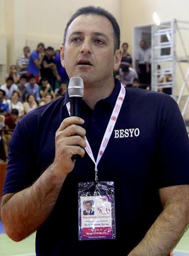 Dr. Murat Kangalgil